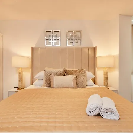 Modern Leeds Dock Apt &Free Secure Parking! Buitenkant foto