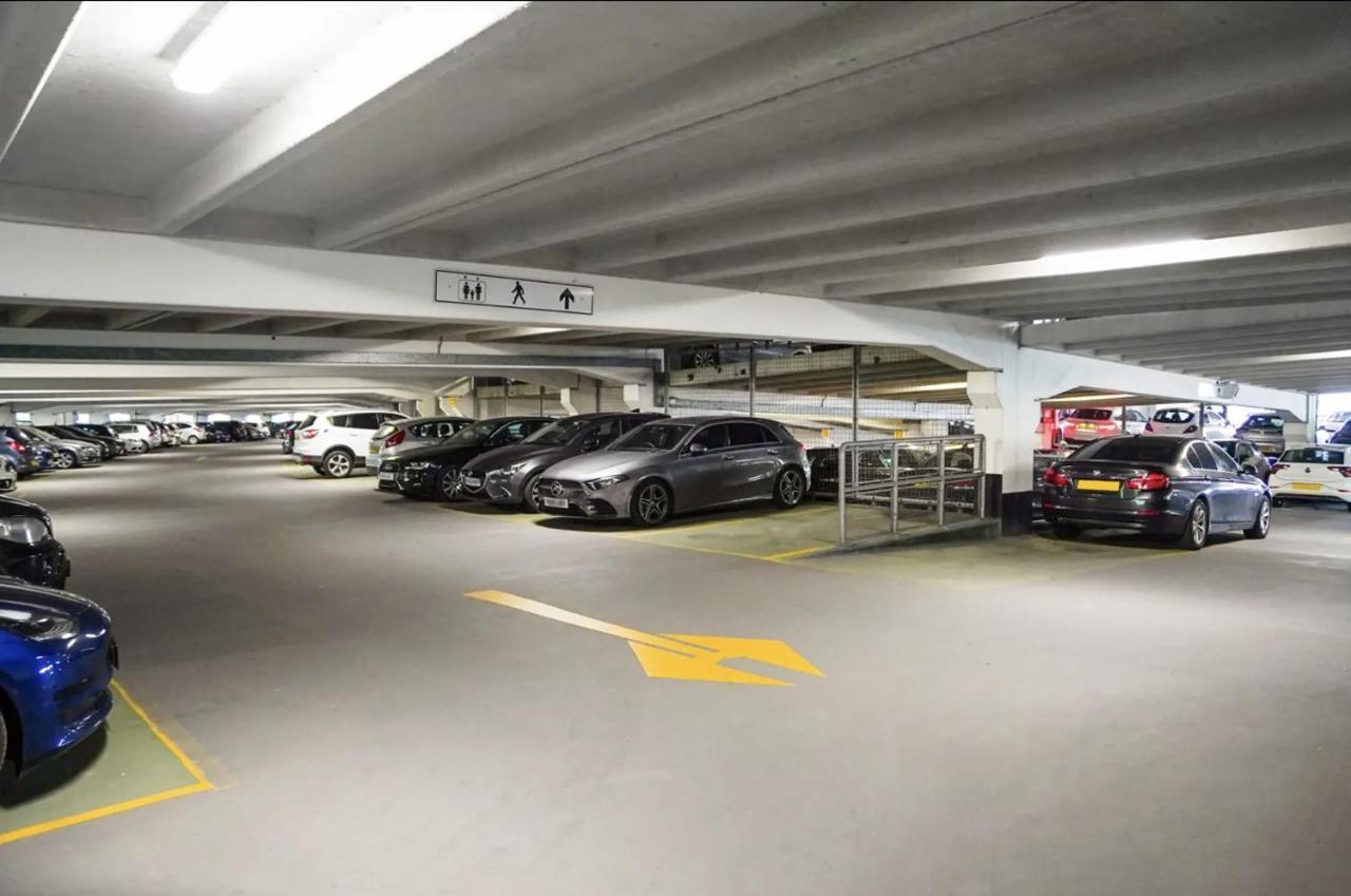 Апартаменты Modern Leeds Dock &free Secure Parking! Лидс