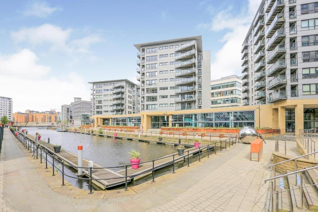 Modern Leeds Dock &free Secure Parking! Апартаменты Лидс